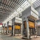 合肥锻压液压线：2000吨1200吨1000吨800吨800吨。前移.