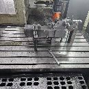 刚刚买下：南通国盛2716龙门加工中心，带刀库，带一个.